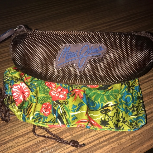 Maui Jim Sunglasses - Picture 6 of 6